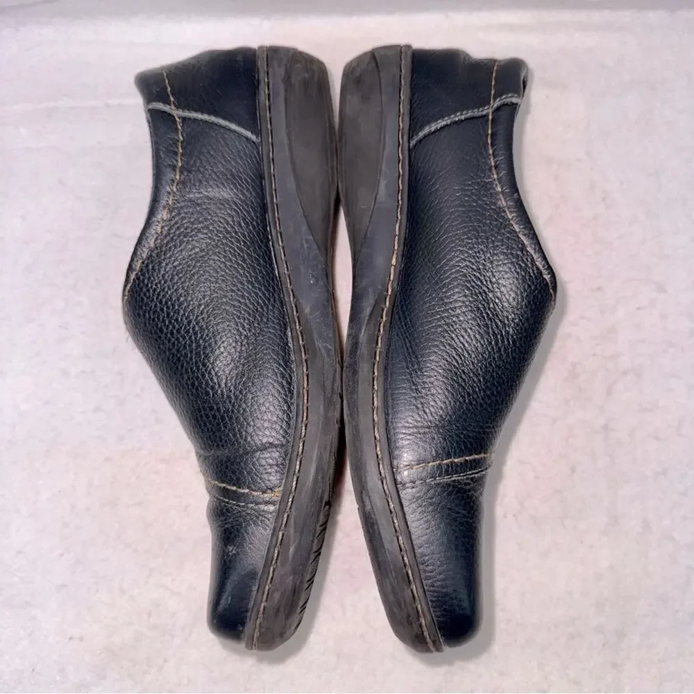 Clarks women’s slip